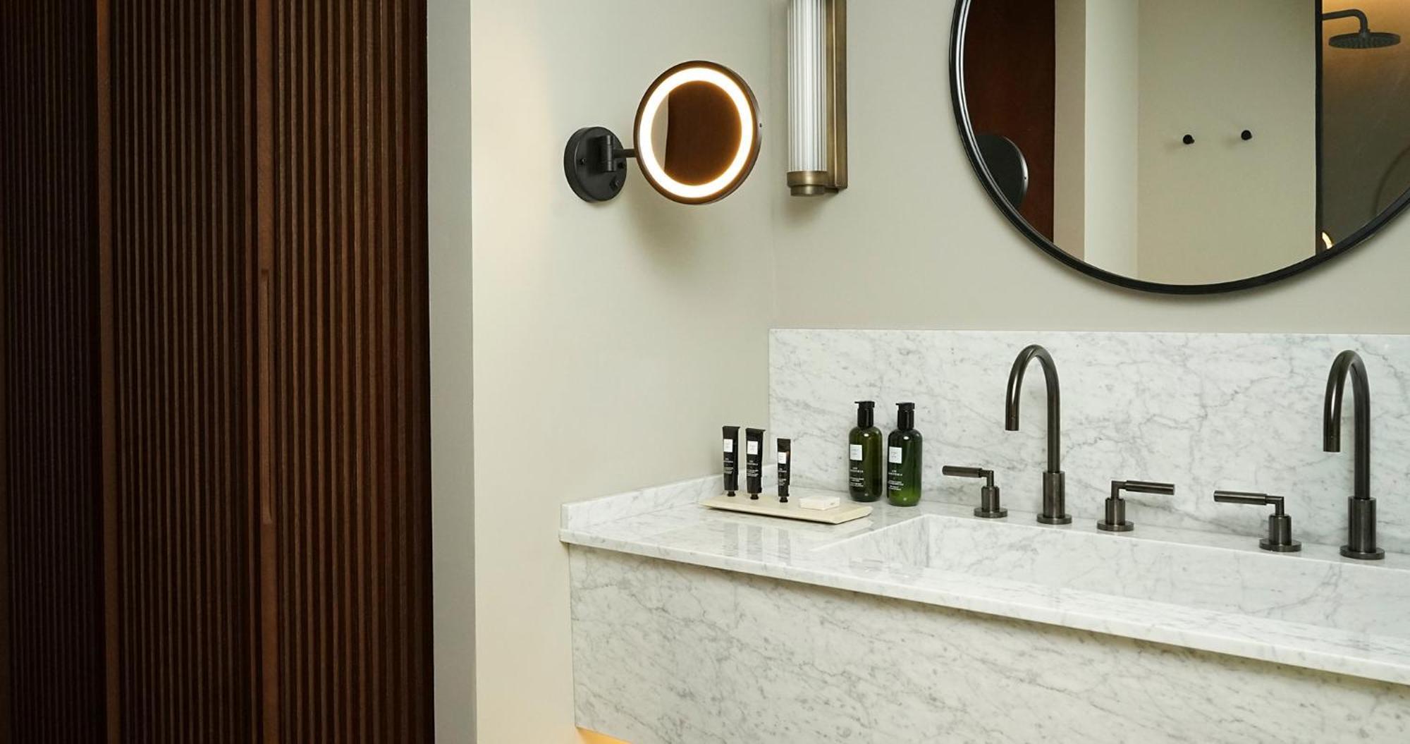 Mercer Plaza Sevilla 5 Gl Ngoại thất bức ảnh