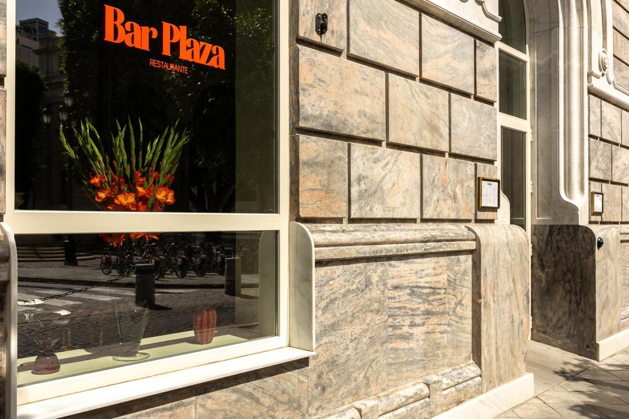 Mercer Plaza Sevilla 5 Gl Ngoại thất bức ảnh